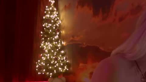 Snapshot of monicutex chatting on December 29, 6:14 am Monika    online show from December 29, 6:14 am