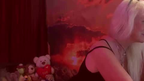 Snapshot of monicutex chatting on October 14, 2:01 am Monika    online show from October 14, 2:01 am