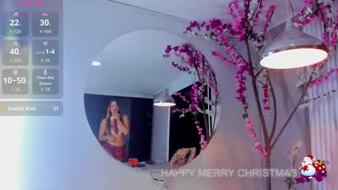 MONIK FOX online show from December 15, 7:51 pm