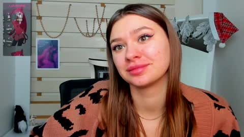 Monika online show from December 13, 8:15 pm