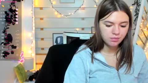 Monika online show from November 29, 1:47 pm