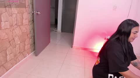 monikk__harrison online show from February 14, 12:47 pm