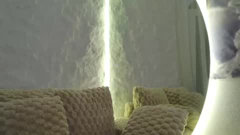 Snapshot of monique_a chatting on June 12, 4:44 am Ask me online show from June 12, 4:44 am