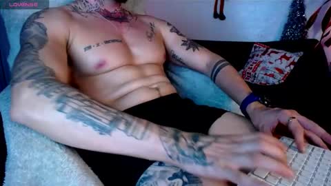 monnojones online show from December 20, 4:09 am