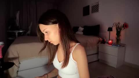 Mary online show from December 3, 11:41 am