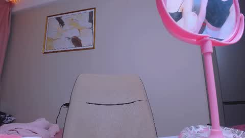 Snapshot of mono_lite chatting on December 15, 8:57 pm Mon online show from December 15, 8:57 pm