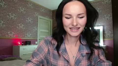 Snapshot of monparis_dream chatting on November 25, 5:13 pm monparis_dream online show from November 25, 5:13 pm