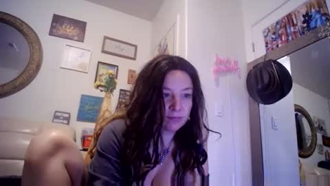 Snapshot of monroelovesyou chatting on November 11, 3:34 pm Monroe online show from November 11, 3:34 pm