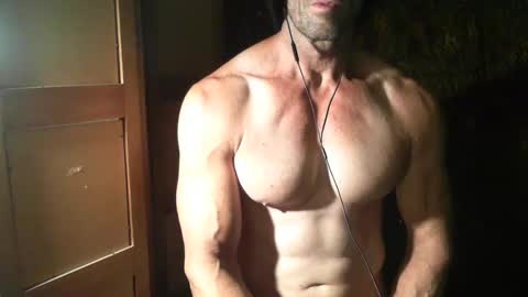 Snapshot of monsterdildos chatting on December 2, 10:07 am monsterdildos online show from December 2, 10:07 am