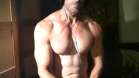 Snapshot of monsterdildos chatting on December 7, 12:24 pm monsterdildos online show from December 7, 12:24 pm