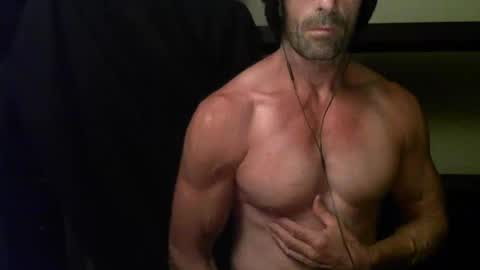 Snapshot of monsterdildos chatting on January 3, 1:58 pm monsterdildos online show from January 3, 1:58 pm