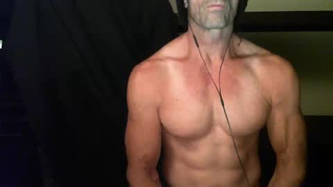 Snapshot of monsterdildos chatting on January 10, 10:50 am monsterdildos online show from January 10, 10:50 am