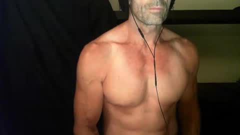 Snapshot of monsterdildos chatting on January 11, 9:04 am monsterdildos online show from January 11, 9:04 am