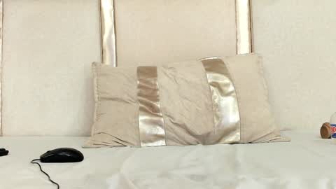 Snapshot of monsterhole91 chatting on February 5, 7:10 pm Linda Darling online show from February 5, 7:10 pm