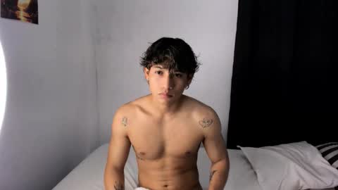 montes_juan online show from September 19, 1:40 am