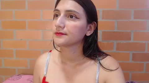 Luisa online show from March 14, 2:33 pm