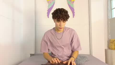Snapshot of monyel_blake chatting on June 27, 11:37 am online show from June 27, 11:37 am