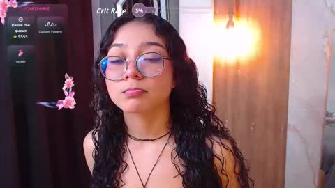 moon_and_fire_ online show from March 7, 6:43 am