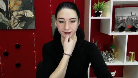 Snapshot of moon_foxy_ chatting on December 17, 5:36 pm Diana online show from December 17, 5:36 pm