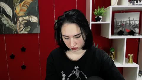 Snapshot of moon_foxy_ chatting on December 21, 5:07 pm Diana online show from December 21, 5:07 pm