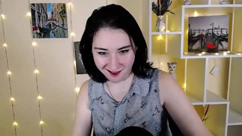 Snapshot of moon_foxy_ chatting on January 28, 4:30 pm Diana online show from January 28, 4:30 pm