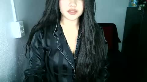 Snapshot of moon_of_desirexx chatting on June 16, 1:03 pm Joy online show from June 16, 1:03 pm