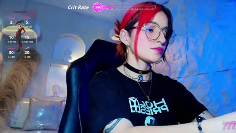 Snapshot of moon_red_r chatting on May 2, 8:03 pm Moon online show from May 2, 8:03 pm