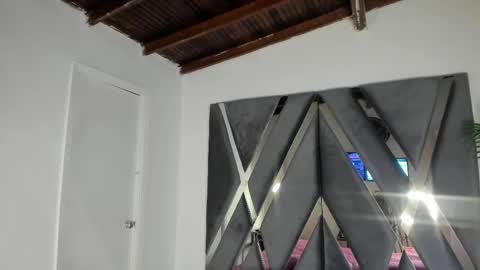 Luna  online show from November 30, 10:52 am