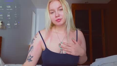 Emilia online show from December 1, 5:23 am