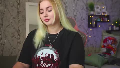 Emilia online show from March 1, 9:00 am