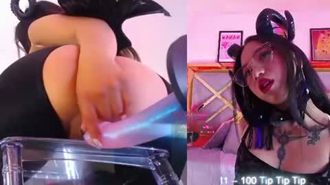 Snapshot of moon_water__ chatting on July 23, 10:24 am Moon Water online show from July 23, 10:24 am