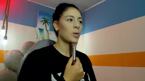 Winy online show from October 31, 11:44 am