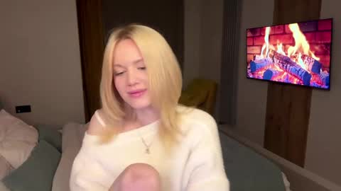 Britney online show from April 22, 8:10 pm