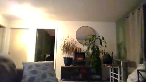 Snapshot of moonbutterfly94 chatting on November 1, 10:17 am moonbutterfly94 online show from November 1, 10:17 am