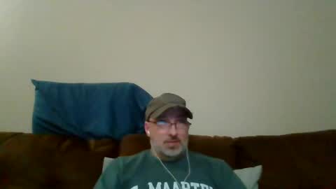 Snapshot of moondrake26 chatting on December 22, 3:11 am moondrake26 online show from December 22, 3:11 am
