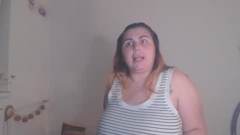 MoonFox  online show from September 24, 2:48 am