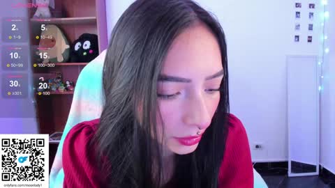 MOON  online show from January 13, 9:52 pm