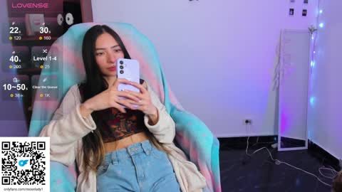 MOON  online show from January 22, 2:15 am