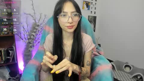 MOON  online show from February 11, 2:27 am