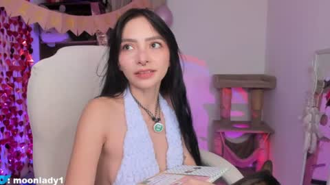 Snapshot of moonlady_ chatting on July 22, 1:08 am MOON online show from July 22, 1:08 am