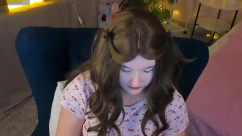 Eva online show from March 13, 12:01 pm