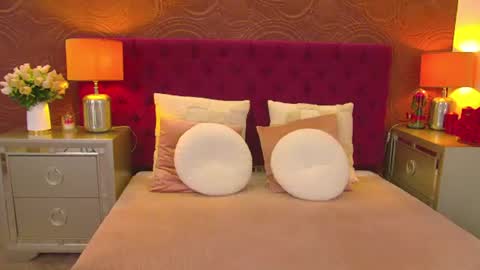 moonligt_iris online show from June 18, 4:24 am