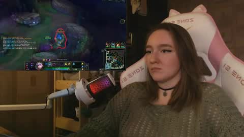 Katrin online show from May 13, 9:33 pm