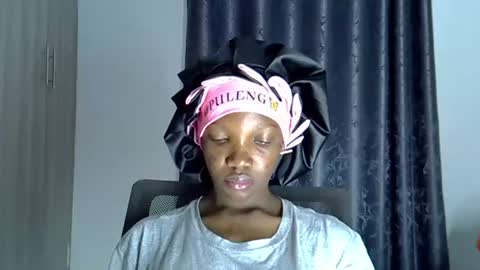 Snapshot of moonlitdesire0 chatting on January 9, 9:01 am Moonlitdesire0 online show from January 9, 9:01 am