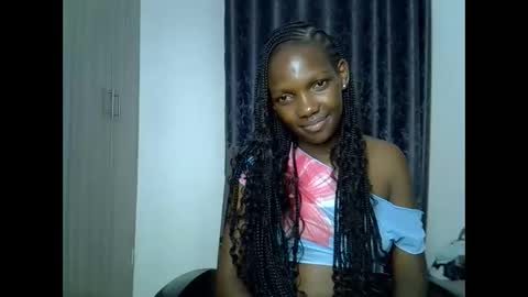 Snapshot of moonlitdesire0 chatting on May 16, 9:13 pm Moonlitdesire0 online show from May 16, 9:13 pm