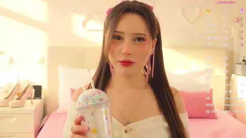 Snapshot of moonlitediva chatting on December 3, 7:16 am Cristy online show from December 3, 7:16 am