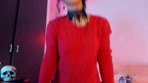 Snapshot of moonmadison chatting on November 2, 4:26 am Madison online show from November 2, 4:26 am