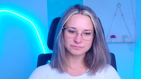 Susanna online show from January 12, 12:21 pm