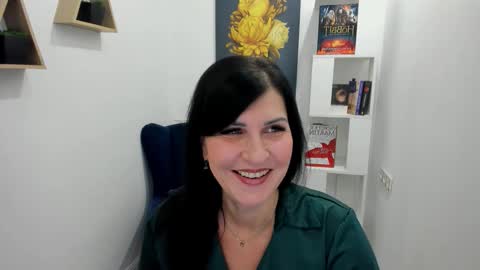 Ask me  online show from November 23, 3:17 am