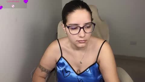 Moon Woman online show from January 11, 3:11 am